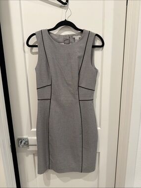 H&M Gray Sleeveless Sheath Dress with Black Piping